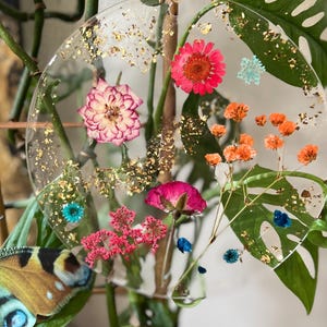 Pressed Flower Resin Suncatcher: Gold Leaf & Crystal Window Charm