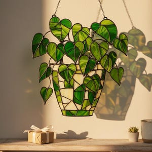 Potted Plant Resin Suncatcher, Heart Leaf Window Hanging Decor, Acrylic Suncatcher Gift for Plant Lovers